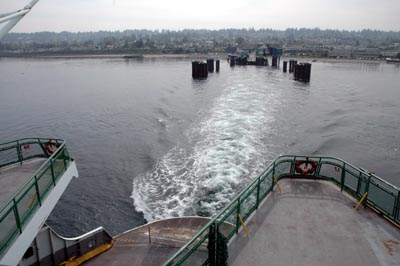Washington state ferry leaving Edmonds terminal